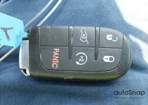 2015 Chrysler 300C из США, поврежденный, VIN 2C3CCAET2FH810543